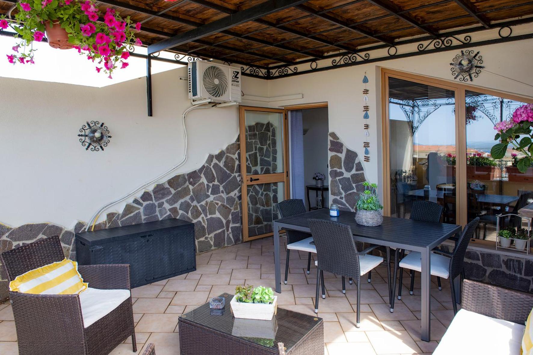 דירות אלגהרו Casa I Gerani Vista Mare מראה חיצוני תמונה
