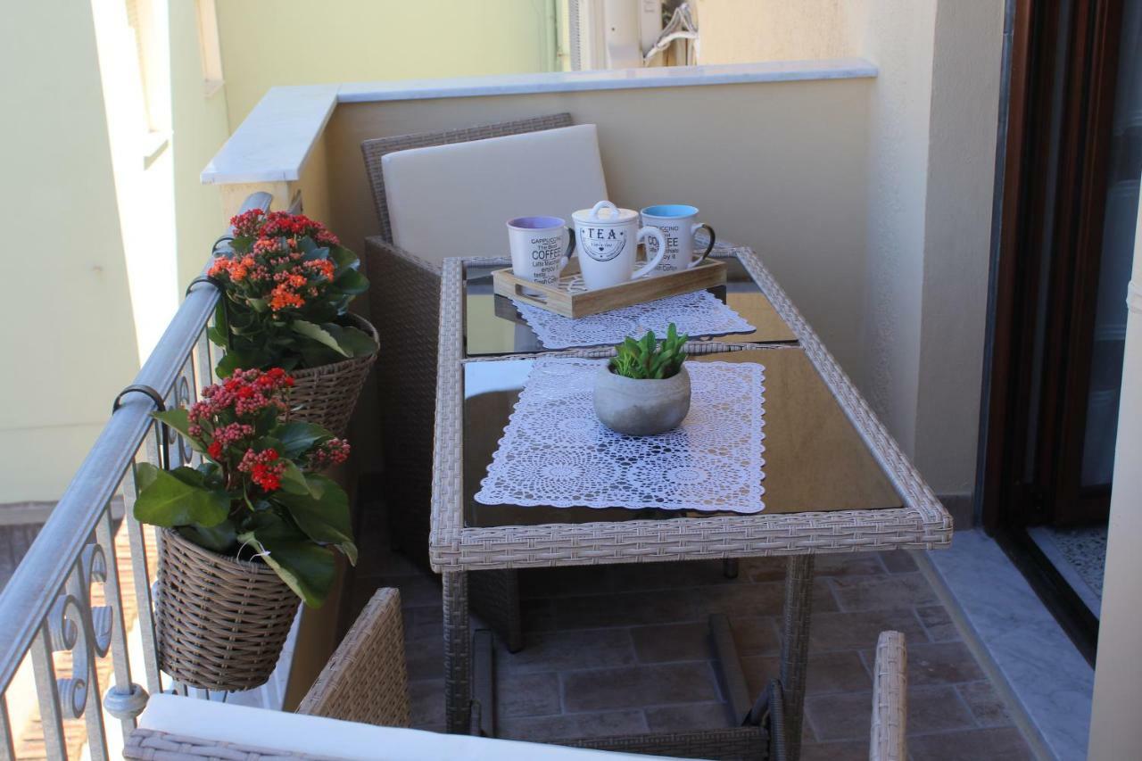 דירות אלגהרו Casa I Gerani Vista Mare מראה חיצוני תמונה